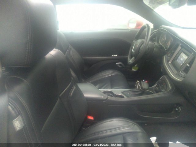 2C3CDZAG5FH710828 Dodge Challenger Sxt