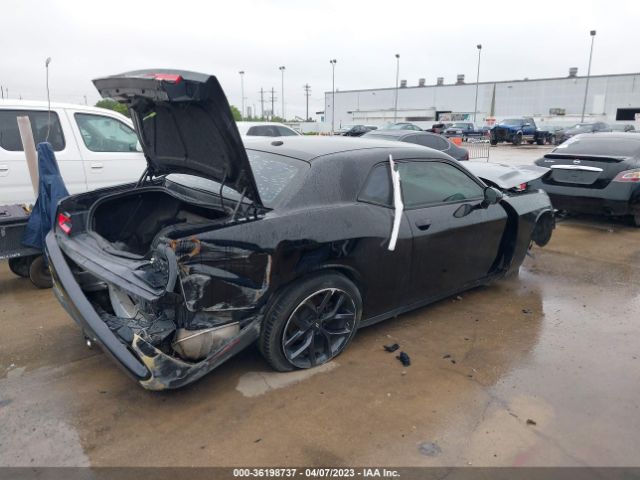 2C3CDZAG8FH861565 Dodge Challenger Sxt