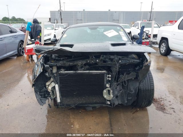 2C3CDZAG8FH861565 Dodge Challenger Sxt