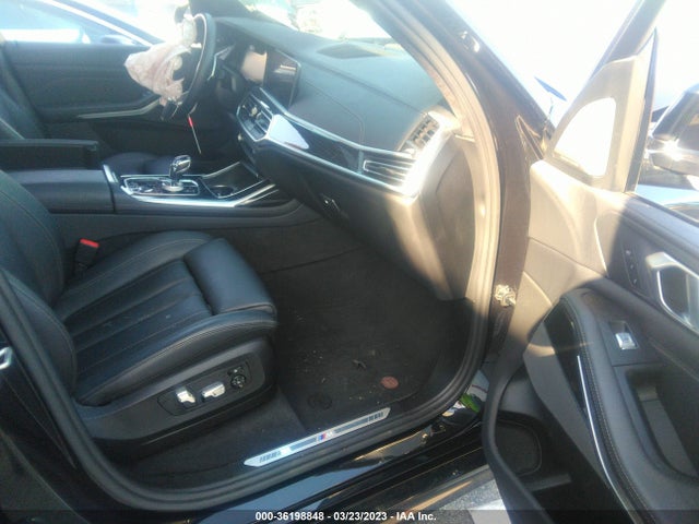5UXCX4C58KLS38847 BMW X7 Xdrive50i