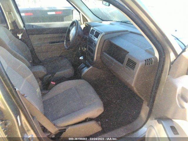 2007 JEEP PATRIOT SPORT VIN: 1J8FF28W87D369780