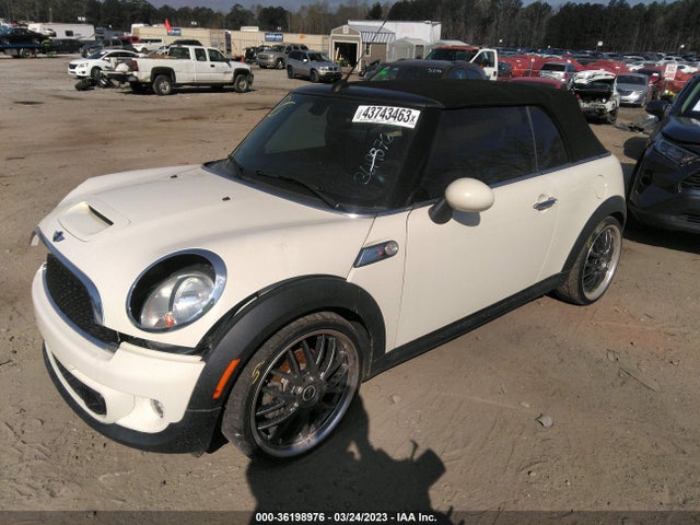 WMWZP3C58F2A91639 Mini Cooper Convertible S