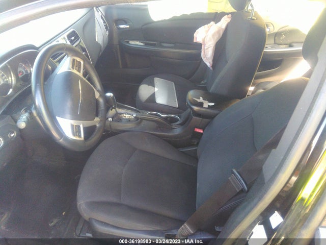 1C3CCBBB2EN177033 Chrysler 200 Touring