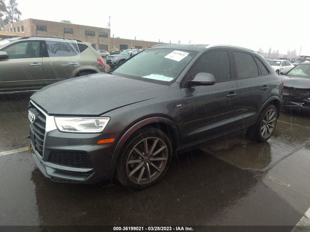 WA1BCCFS8JR024001 Audi Q3 Premium/sport Premium