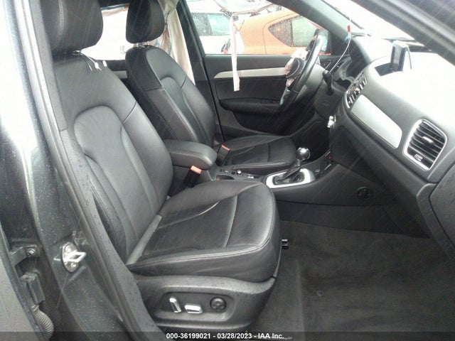 WA1BCCFS8JR024001 Audi Q3 Premium/sport Premium