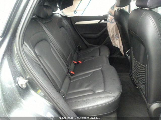 WA1BCCFS8JR024001 Audi Q3 Premium/sport Premium