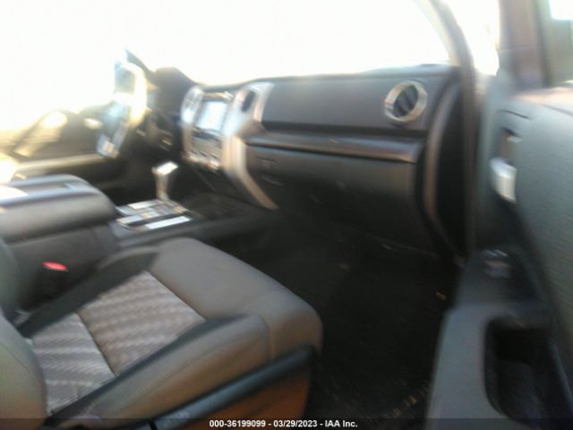 5TFUY5F1XJX765152 Toyota Tundra 4wd Sr/sr5/limited