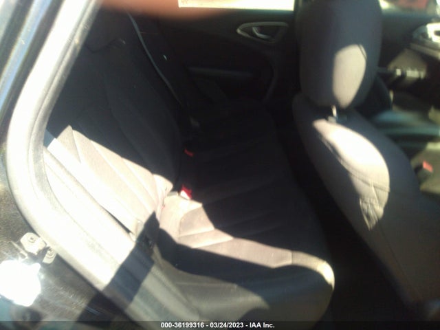 Chrysler 200 Limited 2015 1C3CCCAB2FN611914 Image 8