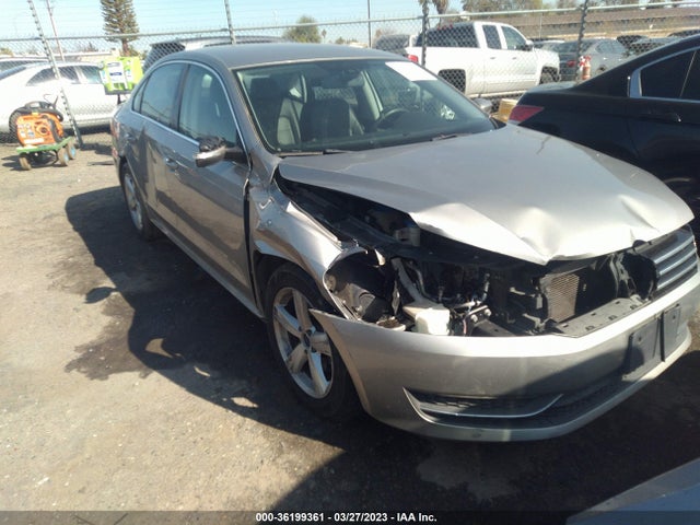 Volkswagen Passat Wolfsburg Ed 2014 1VWAT7A32EC055257 Image 7