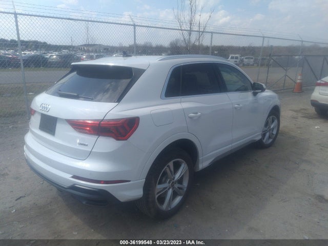 WA1EECF32N1018733 Audi Q3 S Line Premium Plus