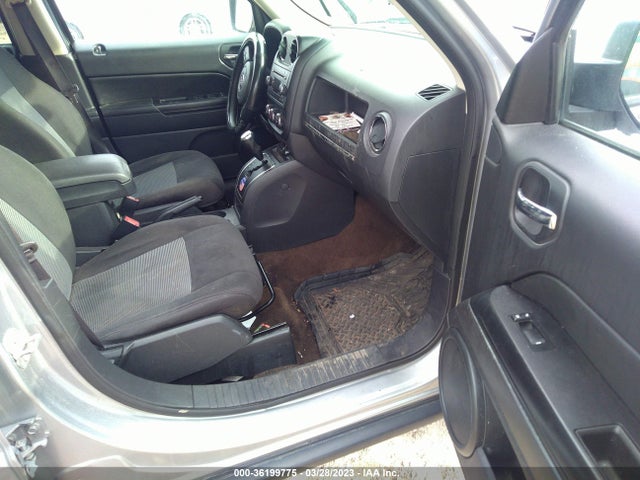 1C4NJPFB6HD182831 Jeep Patriot Latitude