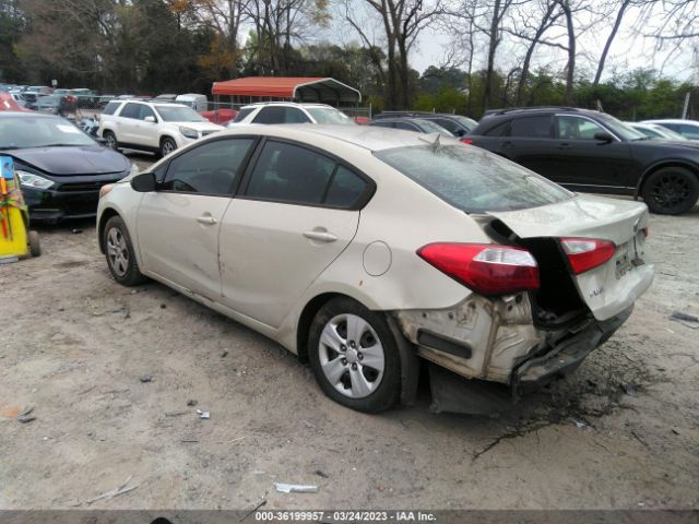 KNAFK4A65F5327579 KIA FORTE LX