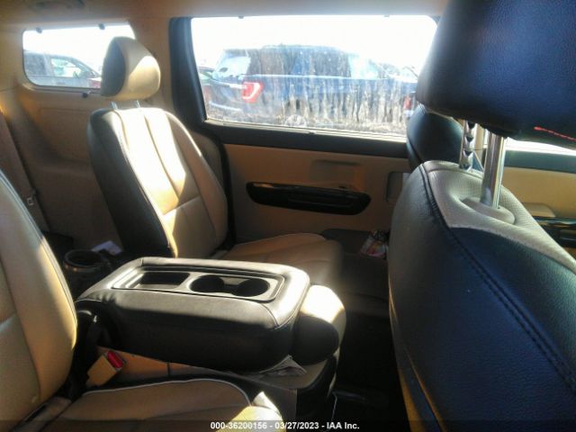 KNDMC5C12F6046784 KIA SEDONA EX