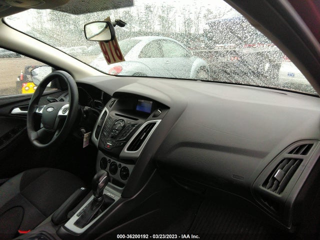 2014 FORD FOCUS SE VIN: 1FADP3F29EL188357