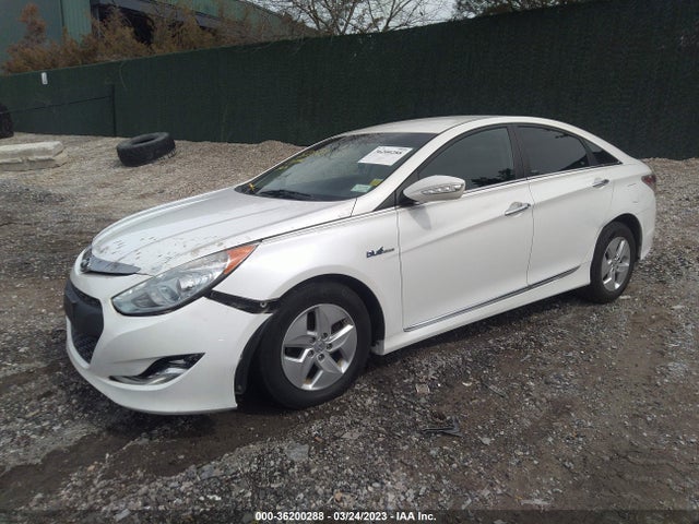 2012 HYUNDAI SONATA HYBRID VIN: KMHEC4A41CA032133