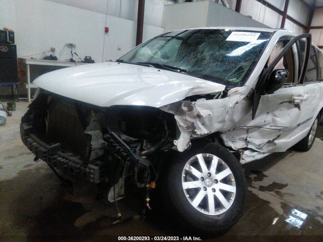 2C4RC1BG1ER444094 Chrysler Town & Country Touring