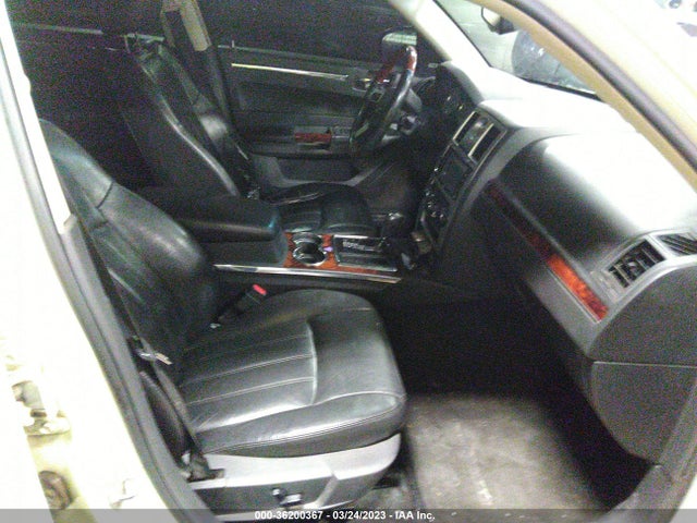 2010 CHRYSLER 300 300C HEMI VIN: 2C3CA6CT2AH114330
