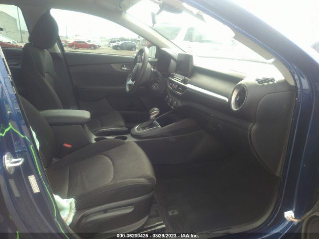 3KPF24AD1ME338484 KIA Forte Lxs