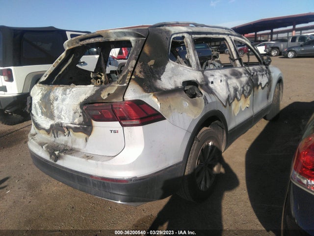 3VV3B7AX4JM055319 Volkswagen Tiguan Sel/se