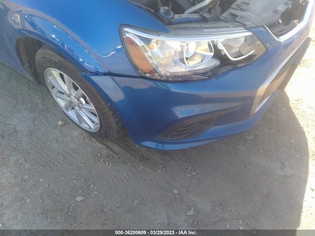Chevrolet SONIC LT 2018 1G1JD5SH4J4124879 Image 7