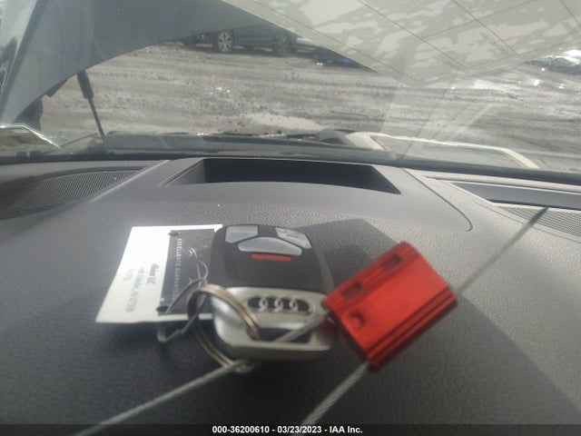 WAUC4CF58JA063281 Audi S5 Sportback Prestige