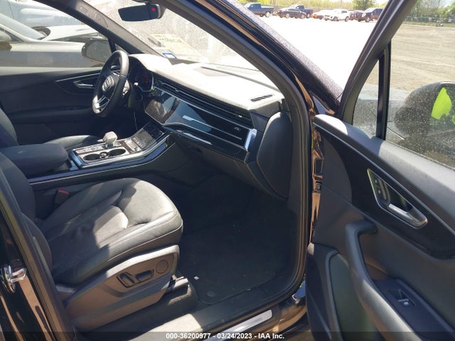 WA1LXAF78MD013655 Audi Q7 Premium Plus