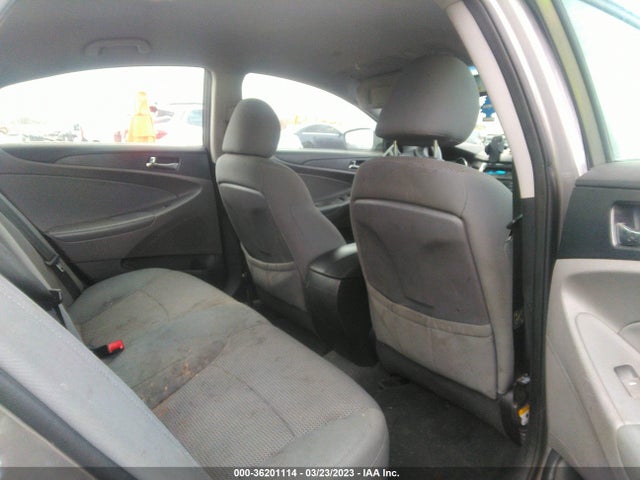2013 HYUNDAI SONATA GLS VIN: 5NPEB4AC2DH540264