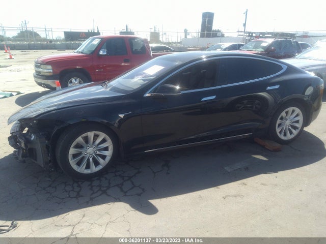 Tesla Model S 75d/100d/p100d 2018 5YJSA1E20JF280771 Image 2