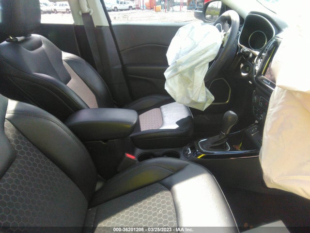 Jeep Compass Altitude 2019 3C4NJCBB3KT616171 Image 6