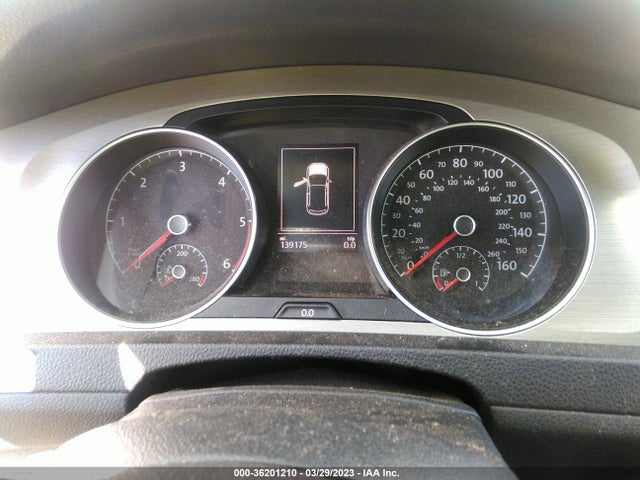 3VWRA7AU1FM082564 Volkswagen Golf Tdi S