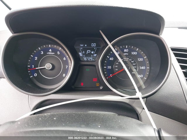 2015 HYUNDAI ELANTRA SE VIN: 5NPDH4AE3FH558173