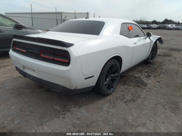 Dodge Challenger Sxt 2018 2C3CDZAG2JH212997 Image 4