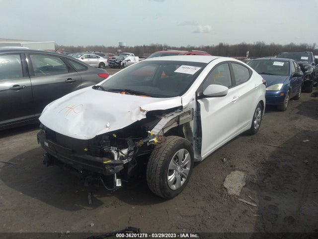 2016 HYUNDAI ELANTRA SE VIN: 5NPDH4AE2GH740612