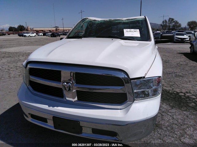 1C6RR7LT4KS524875 RAM 1500 Classic Slt