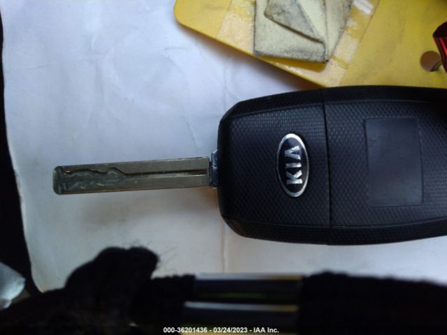 KNAGM4A78F5578796 KIA Optima Lx