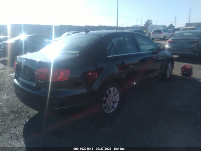 2013 VOLKSWAGEN JETTA SEDAN SE W/CONVENIENCE VIN: 3VWDP7AJ8DM433112