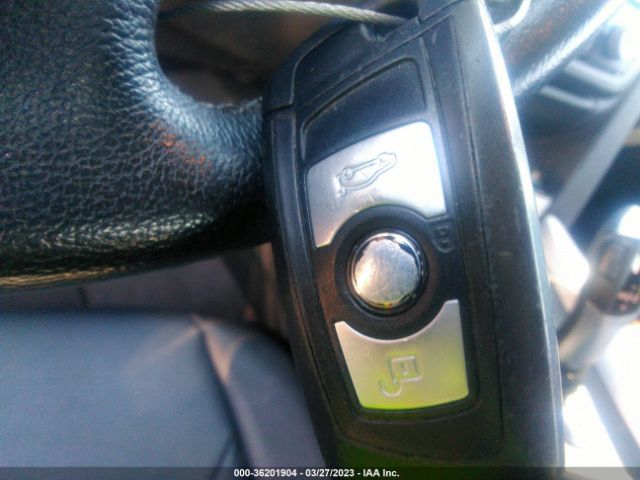 WBA3B1C50FK136479 BMW 3 Series 320i
