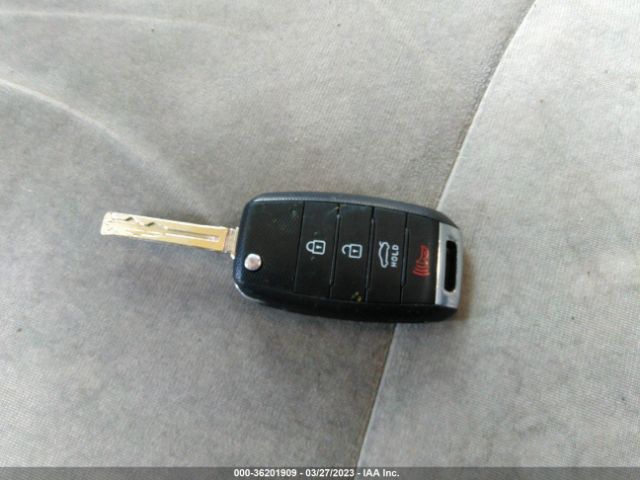 KNAGM4A73E5493184 KIA Optima Lx