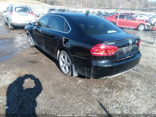 1VWAS7A35FC111339 Volkswagen Passat 1.8t Limited Edition