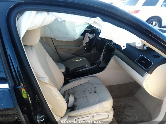 1VWAS7A35FC111339 Volkswagen Passat 1.8t Limited Edition