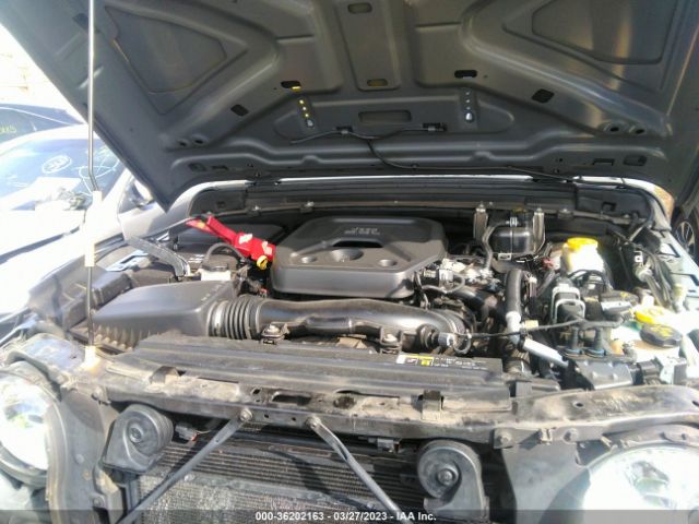1C4HJXEN3KW593043 Jeep Wrangler Unlimited Sahara