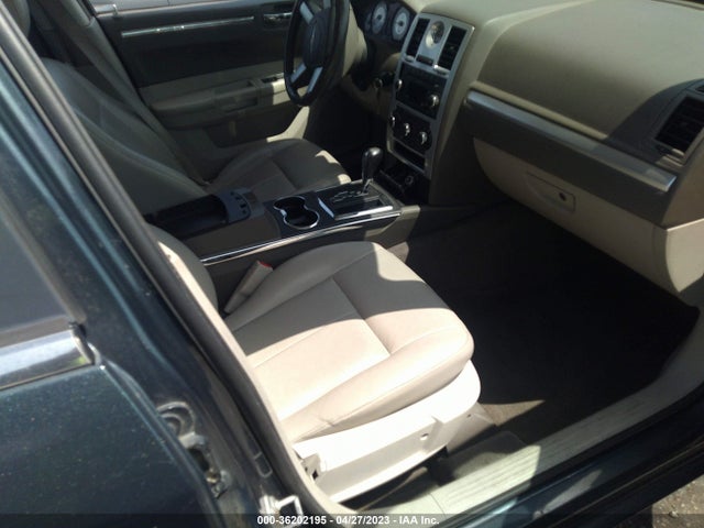 2008 CHRYSLER 300 TOURING VIN: 2C3LA53G08H121607