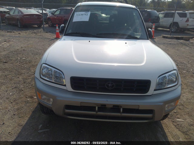 1998 TOYOTA RAV4 VIN: JT3GP10V3W0032997