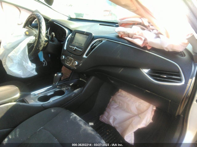 Chevrolet MALIBU LT 2018 1G1ZD5ST9JF265958 Image 5