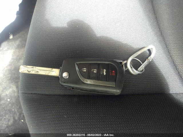 2021 TOYOTA COROLLA LE VIN: JTDEPMAE8MJ171405