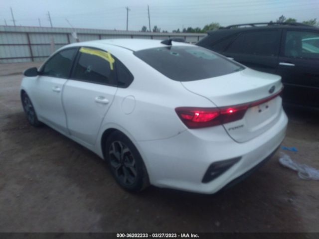 3KPF24AD3LE178977 KIA Forte Lxs