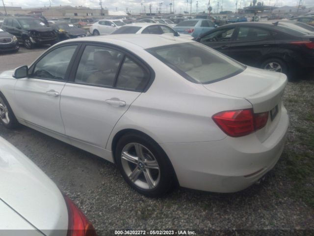 WBA3C1C52FK121821 BMW 3 Series 328i