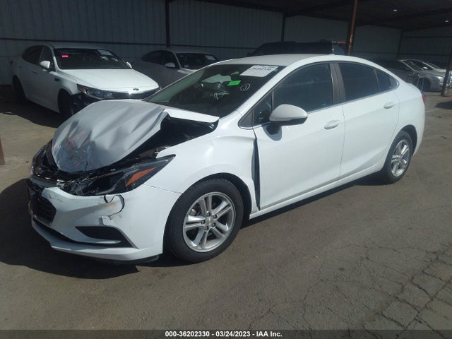 Chevrolet CRUZE LT 2017 1G1BE5SM7H7270927 Image 2