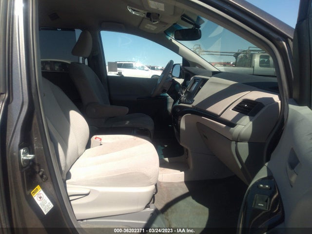 Toyota SIENNA LE 2014 5TDKK3DC3ES416699 Image 6