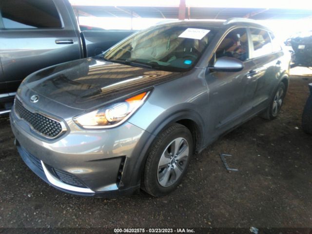 KNDCB3LC9H5094179 KIA NIRO LX